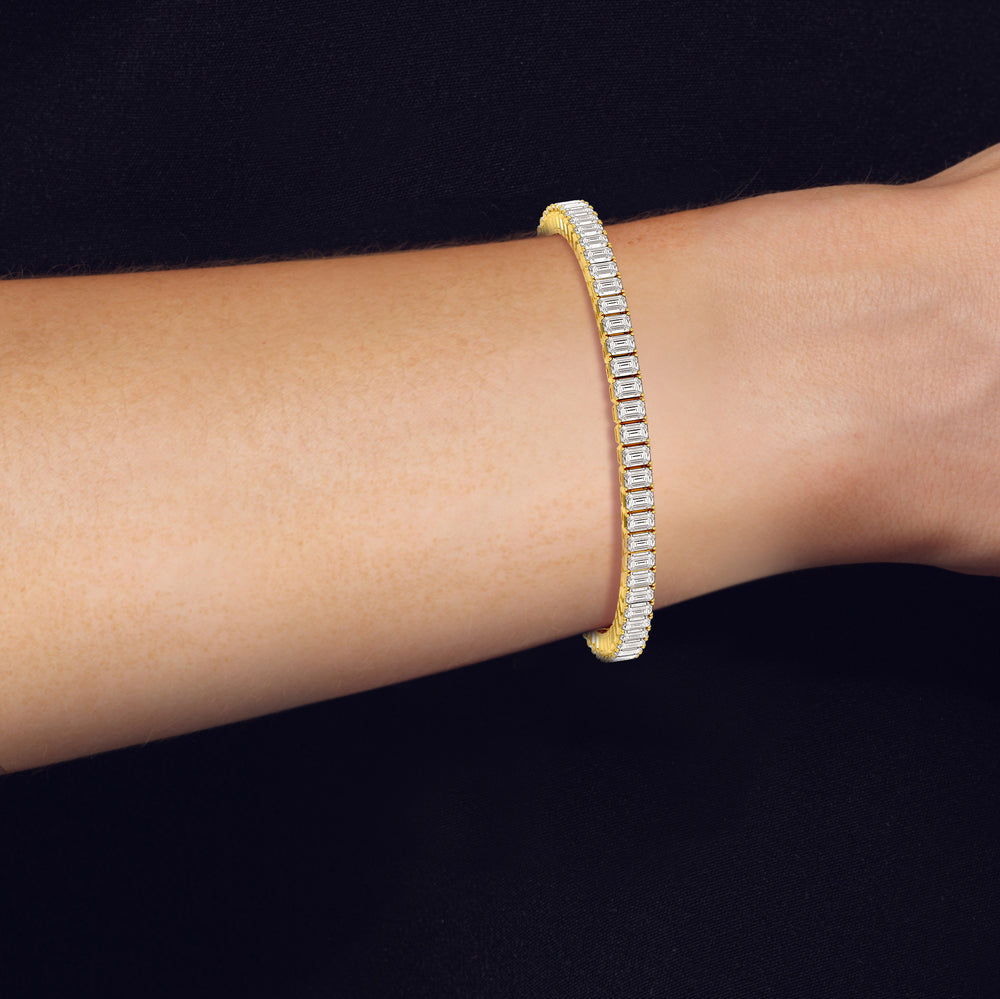 Emerald Tennis Bracelet with 7 Cut Diamond in 14KT White Gold view 3
