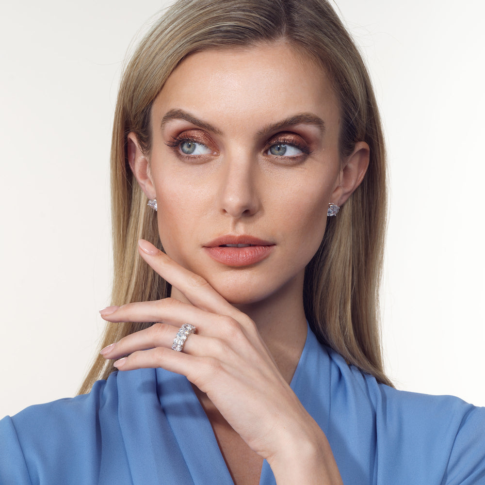 Model Wearing The Kusama Eternity Ring view