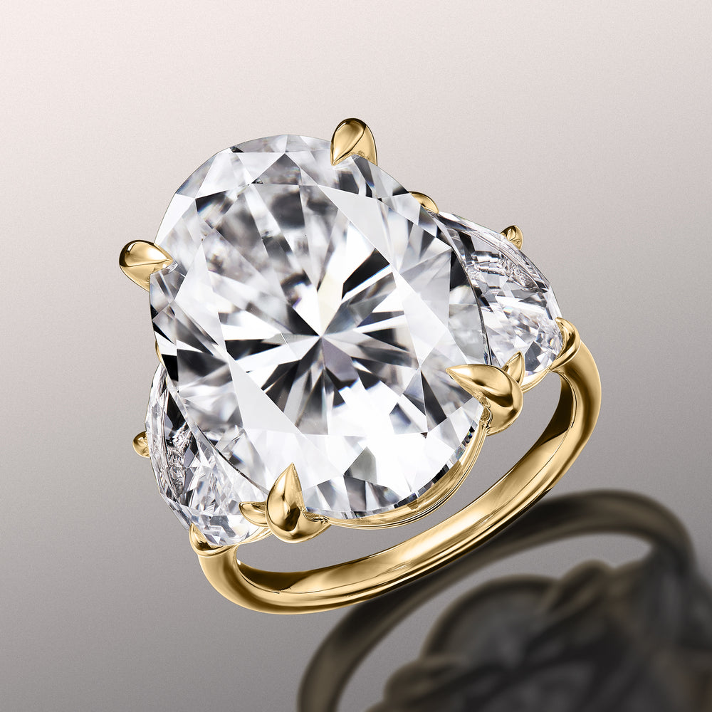Oval Cut The Cézanne Ring with Lab Grown Diamond in 14KT Yellow Gold view 2
