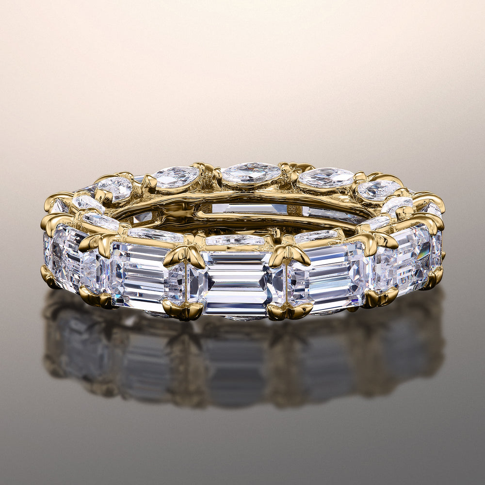 The Grün Eternity Ring with 18KT Yellow Gold / Lab / 11 Cut Diamond in 14KT Yellow Gold / Lab / 11 view 1

