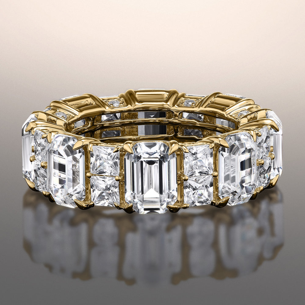 The Duveneck Eternity Ring with 18KT Yellow Gold / Lab / 11 7/8 Cut Diamond in 14KT Yellow Gold / Lab / 11 7/8 view 1
